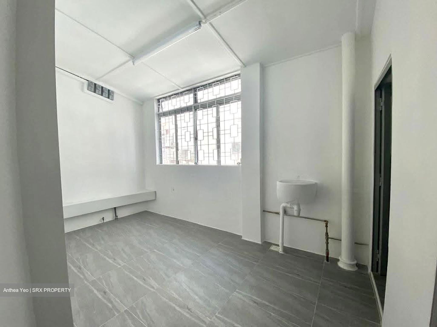 Sam Leong Road (D8), Shop House #611822261
